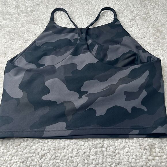 Old Navy Powersoft Longline Sports Bra Grey Camo - Picture 3 of 6